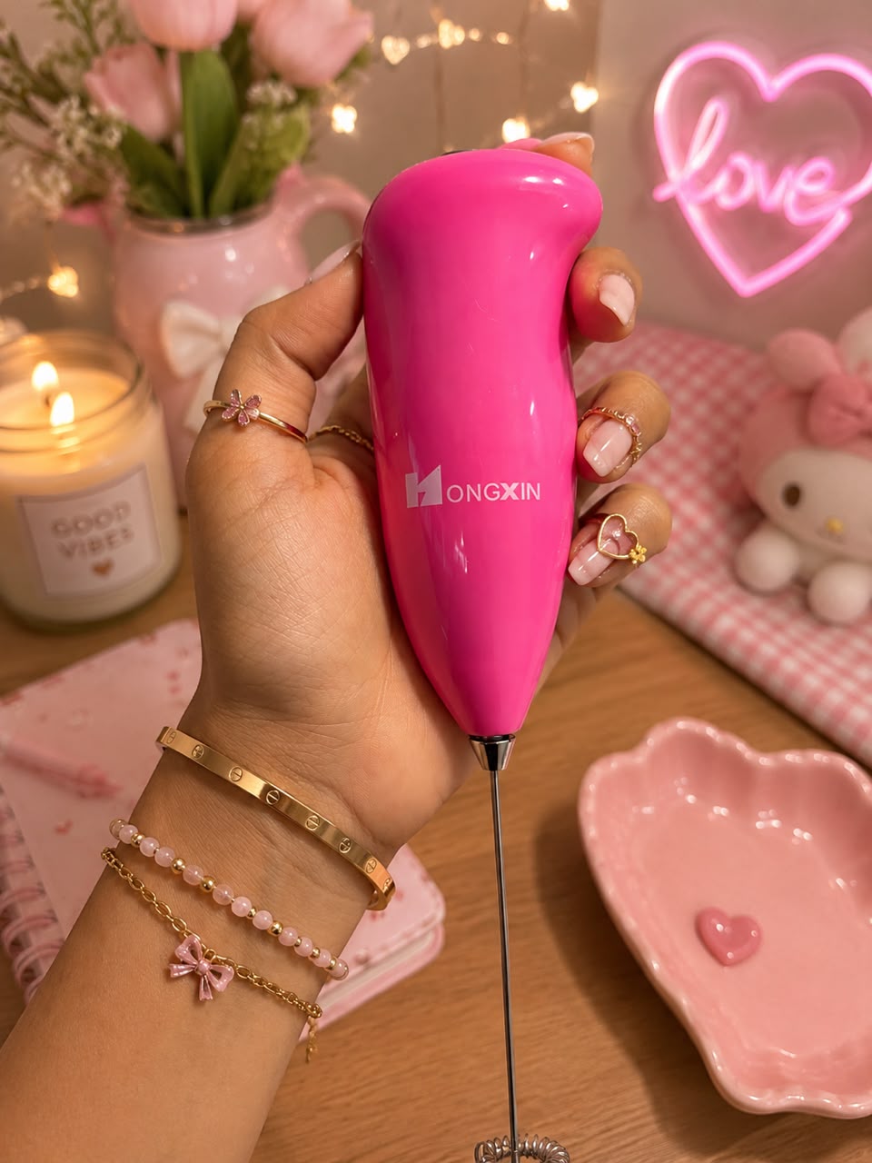 PORTABLE MINI ELECTRIC MILK FROTHER AND DRINK MIXER