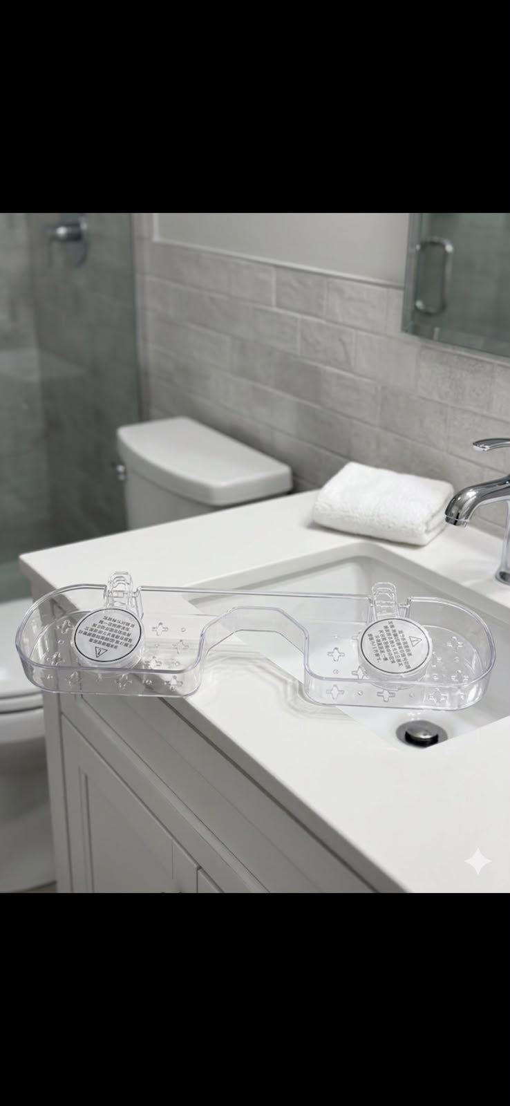 PREMIUM CLEAR ACRYLIC SINK-BRIDGE STORAGE TRAY – OVER-THE-SINK SPACE-SAVING VANITY ORGANIZER WITH SUCTION CUPS